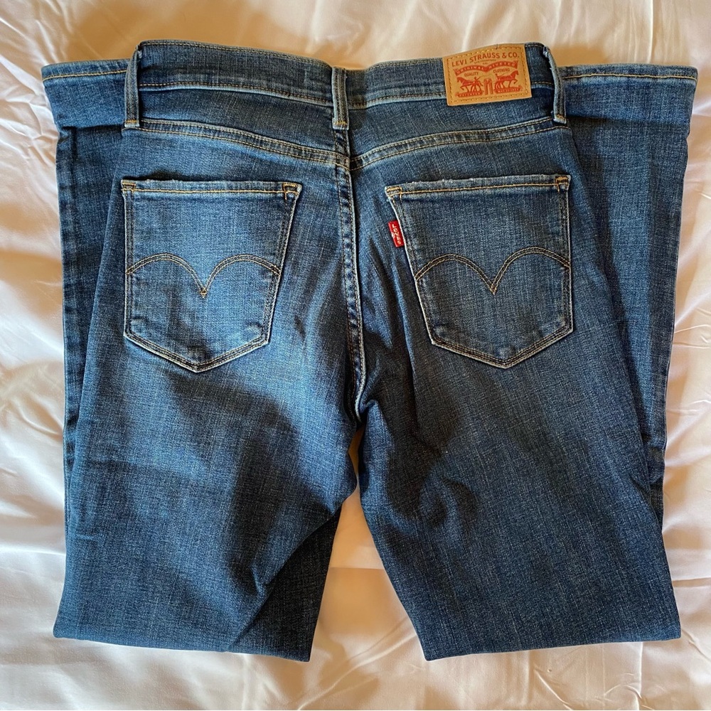 Levi’s 311 Shaping Skinny, Sz 27